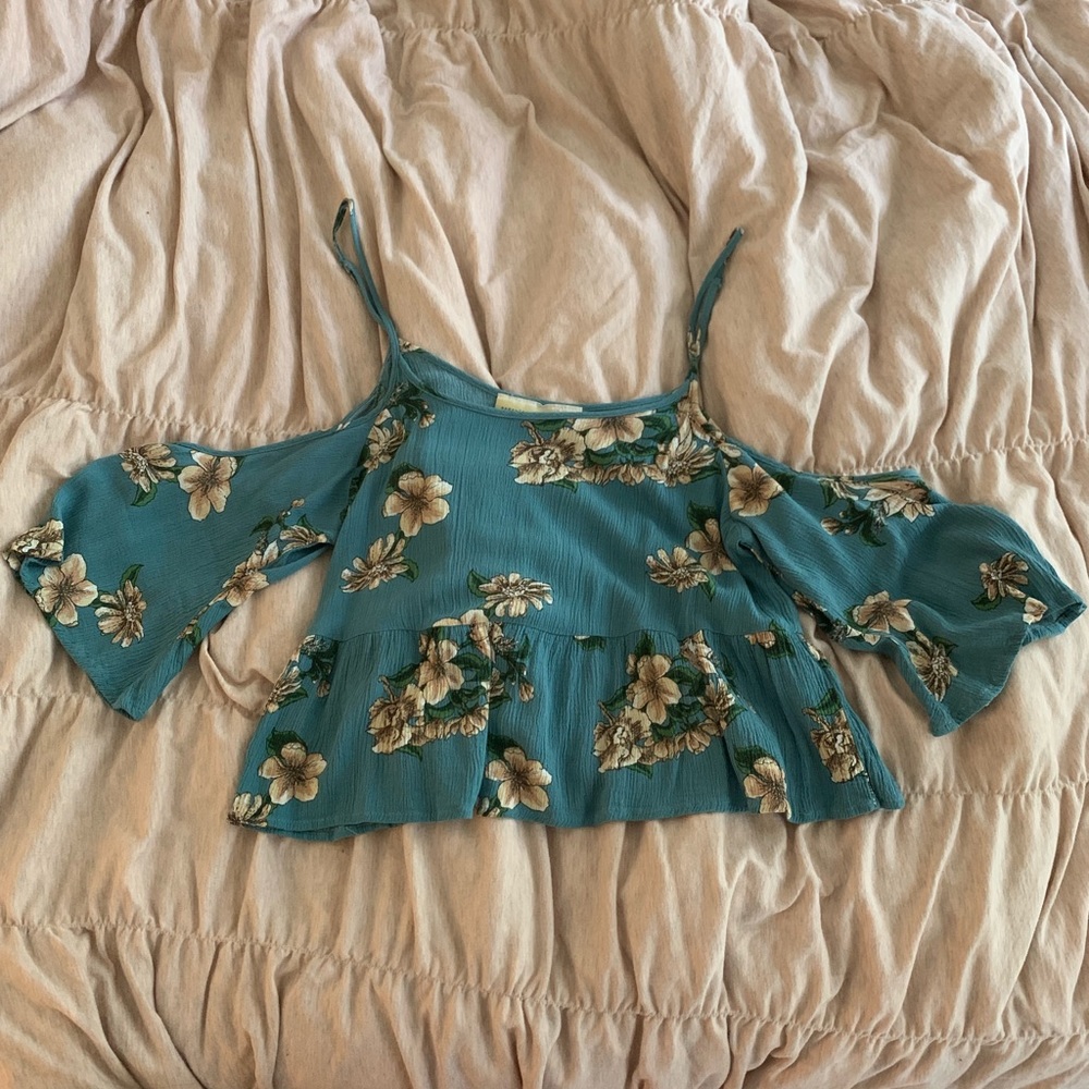 blue floral summer top from american threads